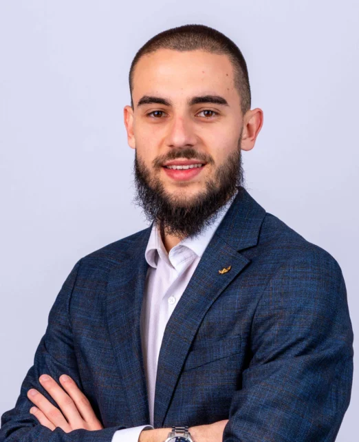 Кристиян Киров - ИМОТИ ПРЕМИЕР - Агенция за недвижими имоти